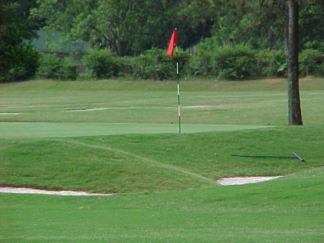 hole18.jpg
